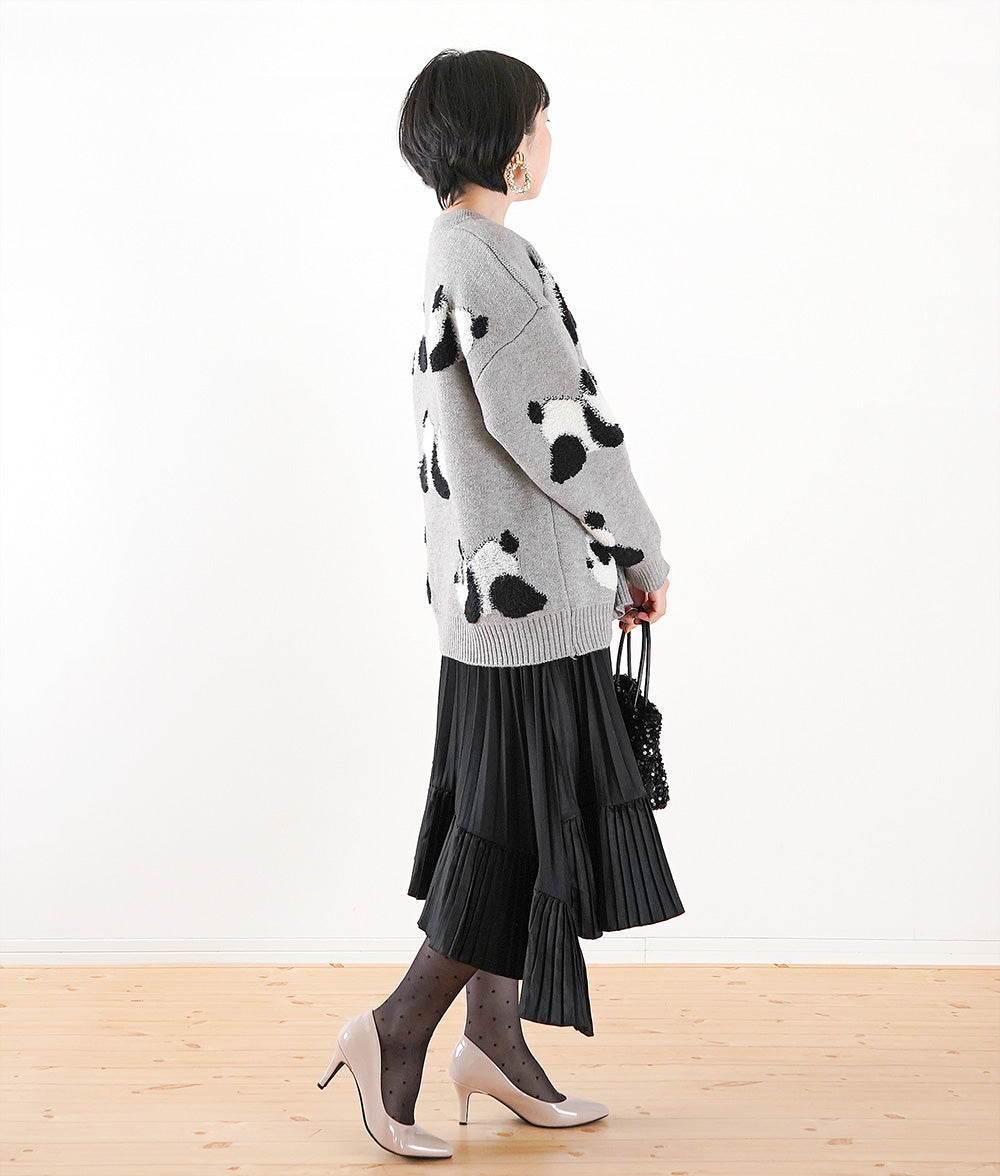 【SALE】Pleated skirt with asymmetric hem