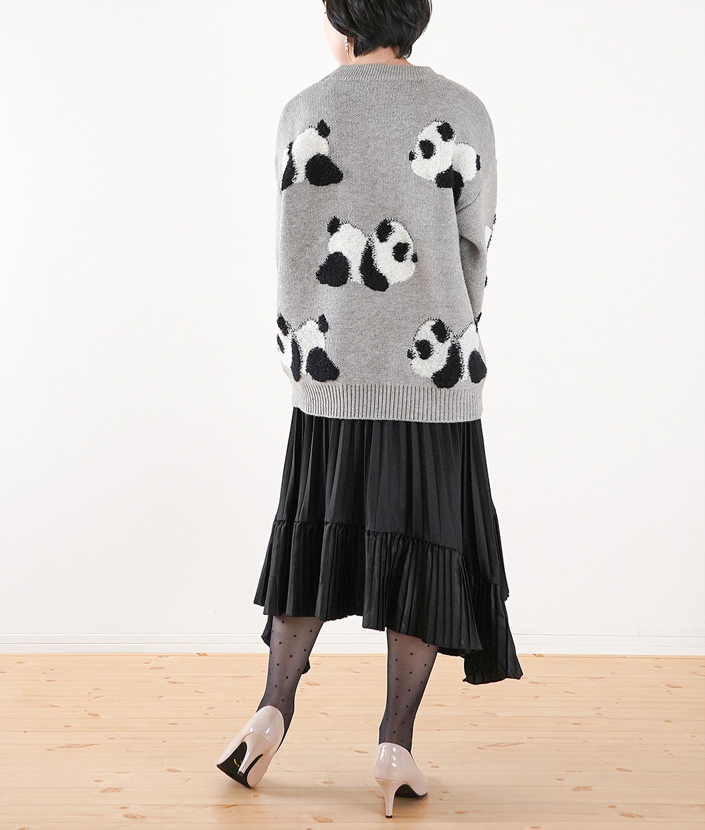【SALE】Pleated skirt with asymmetric hem