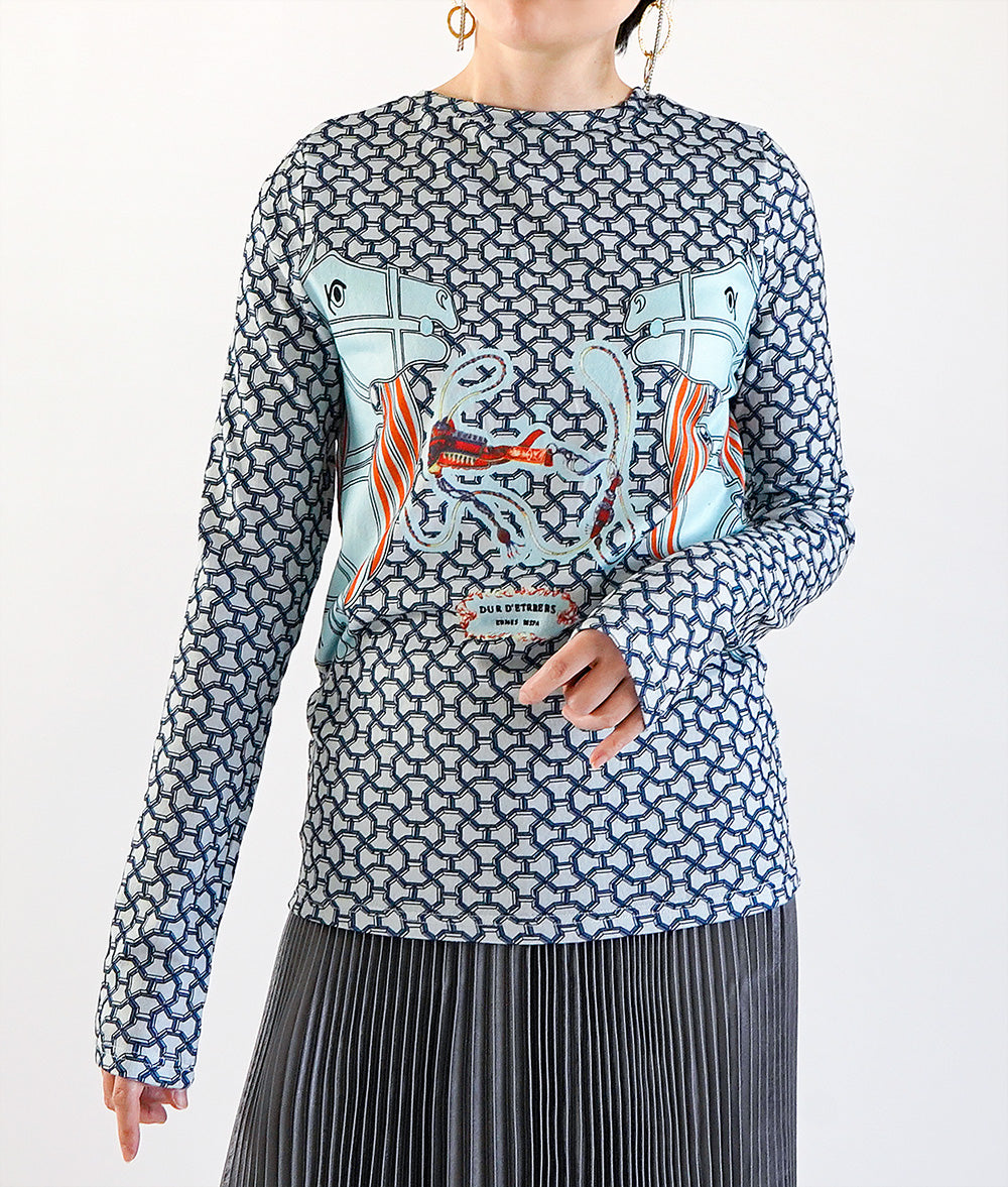 Chain and horse print top