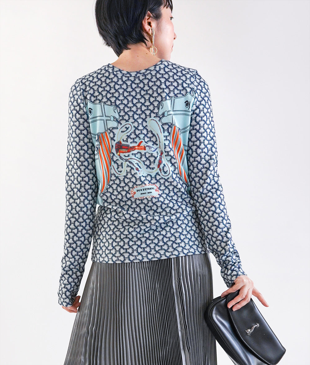 Chain and horse print top