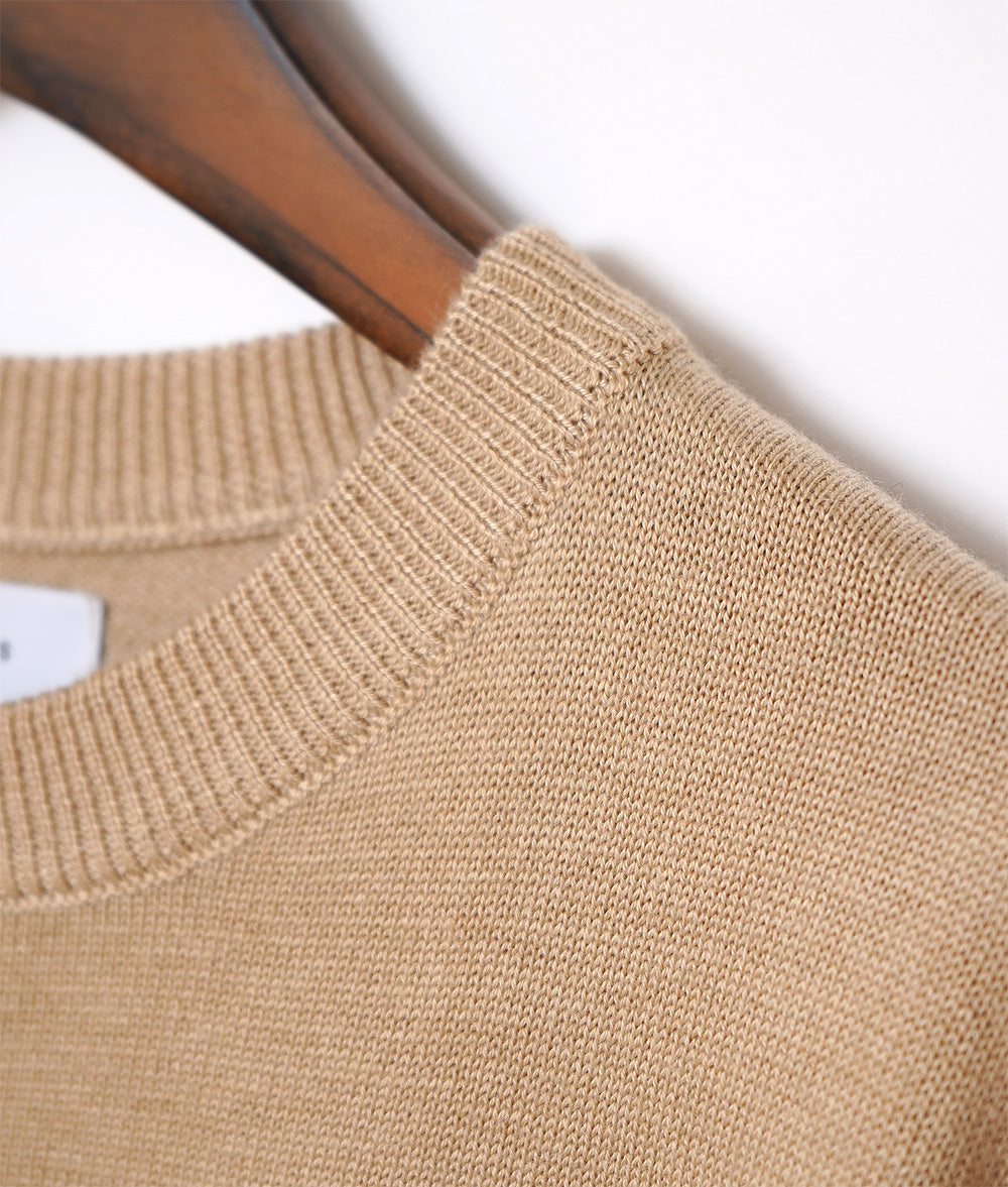 Relaxed knit with a horse motif