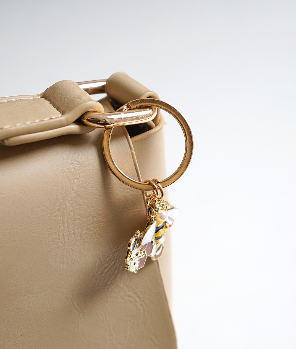 Bee motif key ring