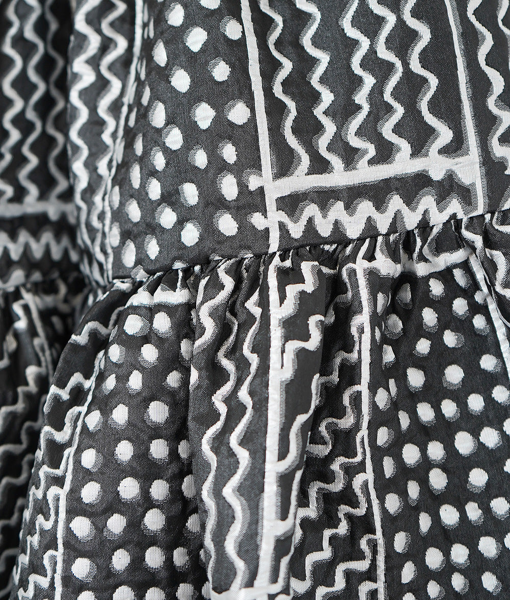 Mixed skirt with plenty of volume