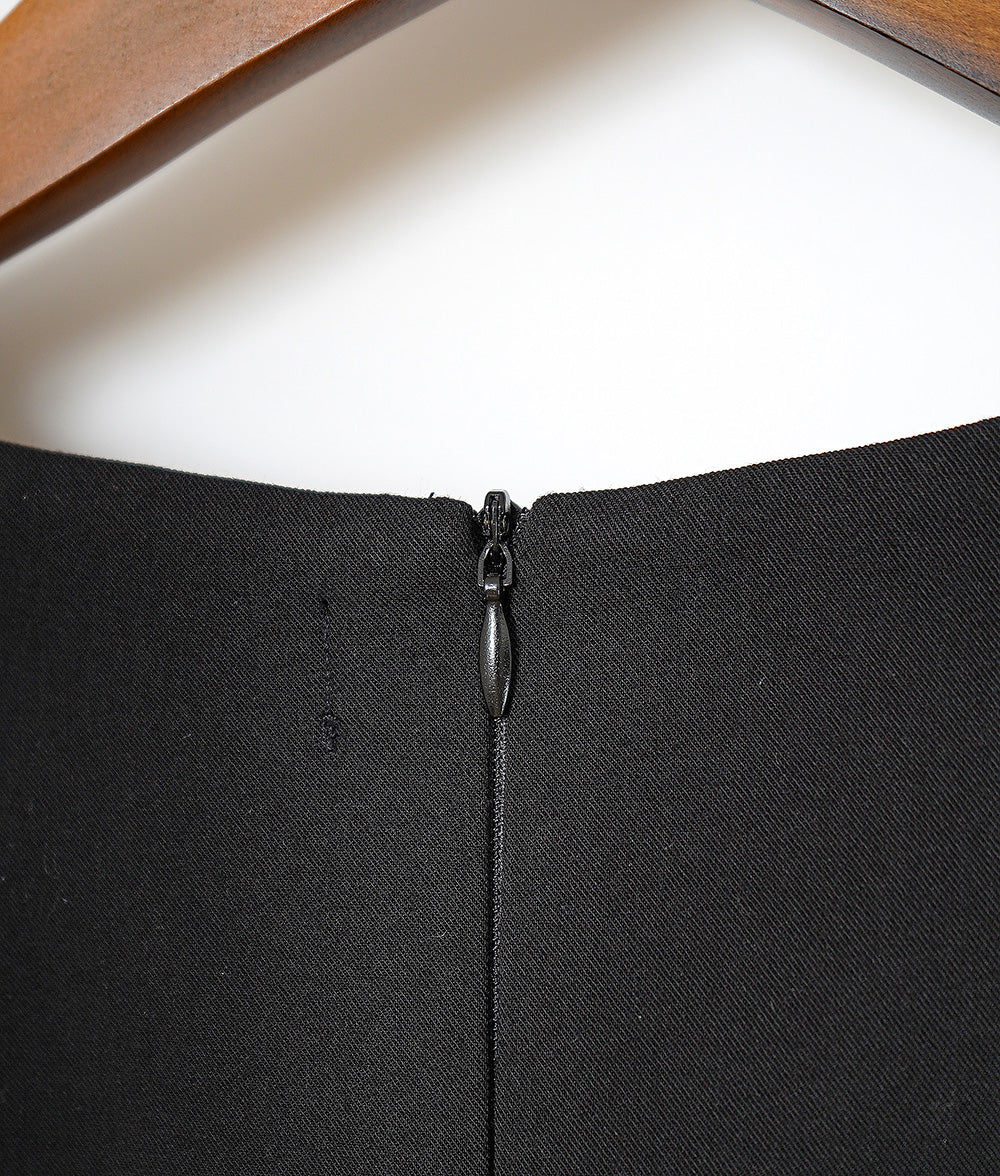 Feminine formal blouse with pearls
