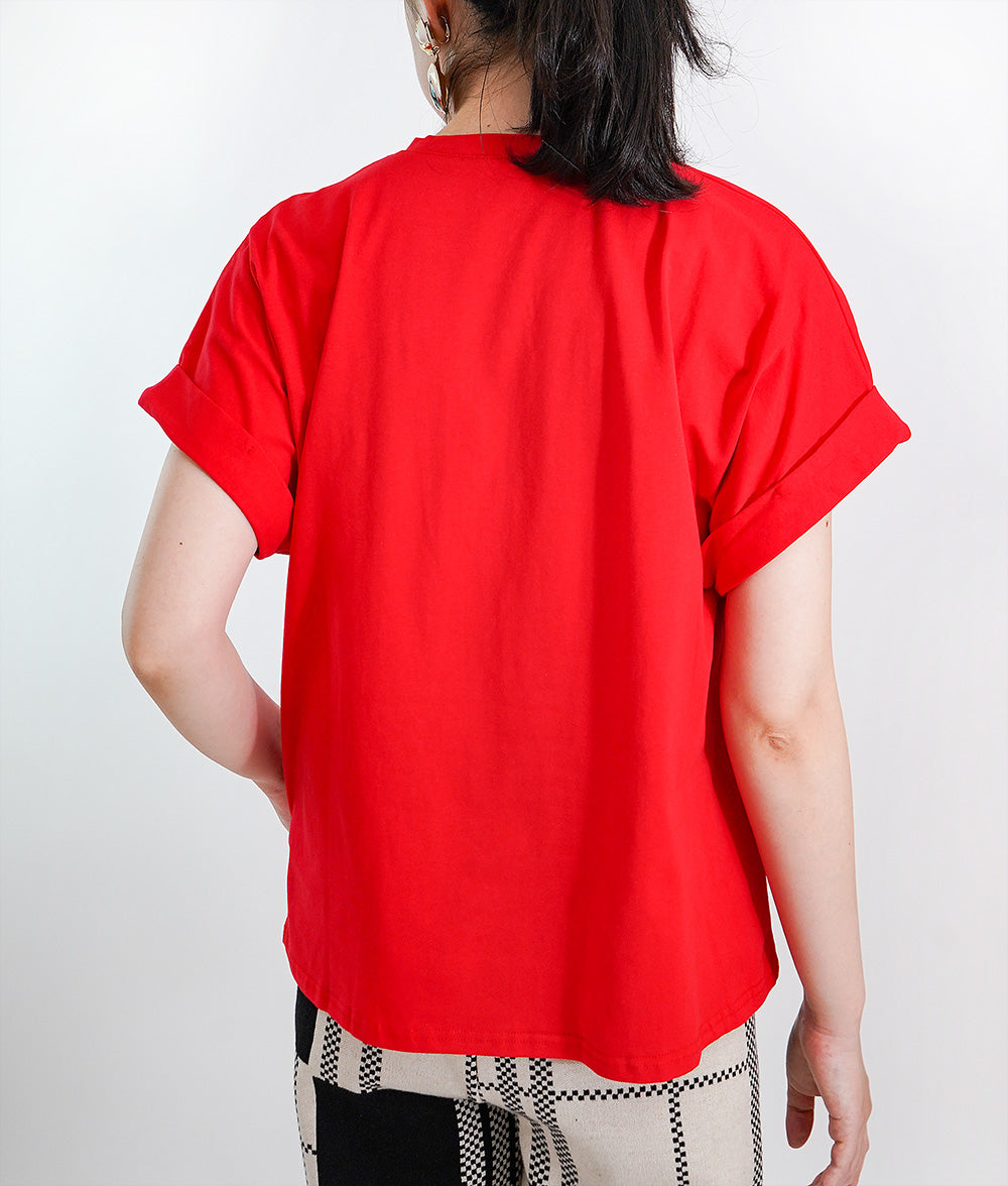 【SALE】Retro poster-like print T-shirt with vivid colors