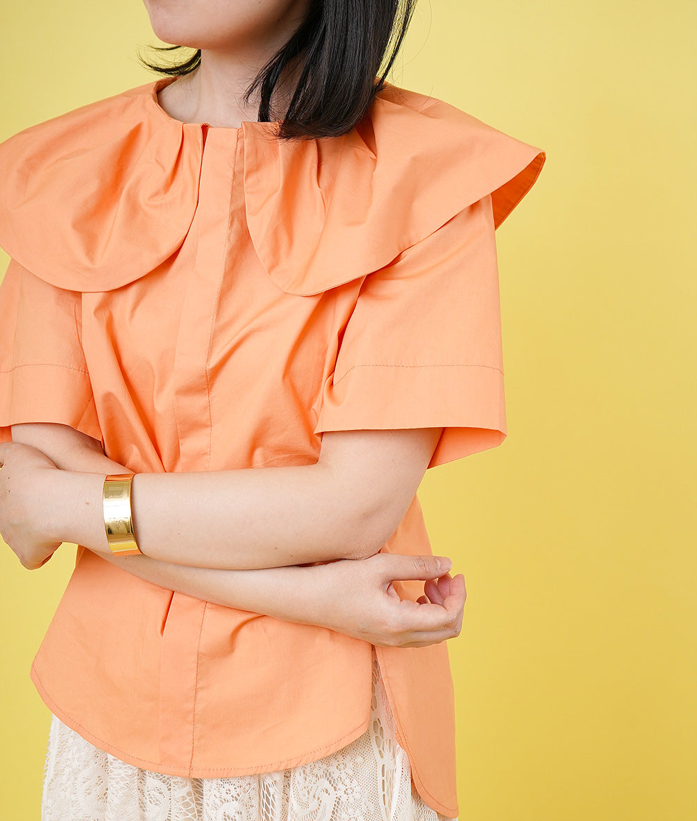 【SALE】Big collar blouse like petals