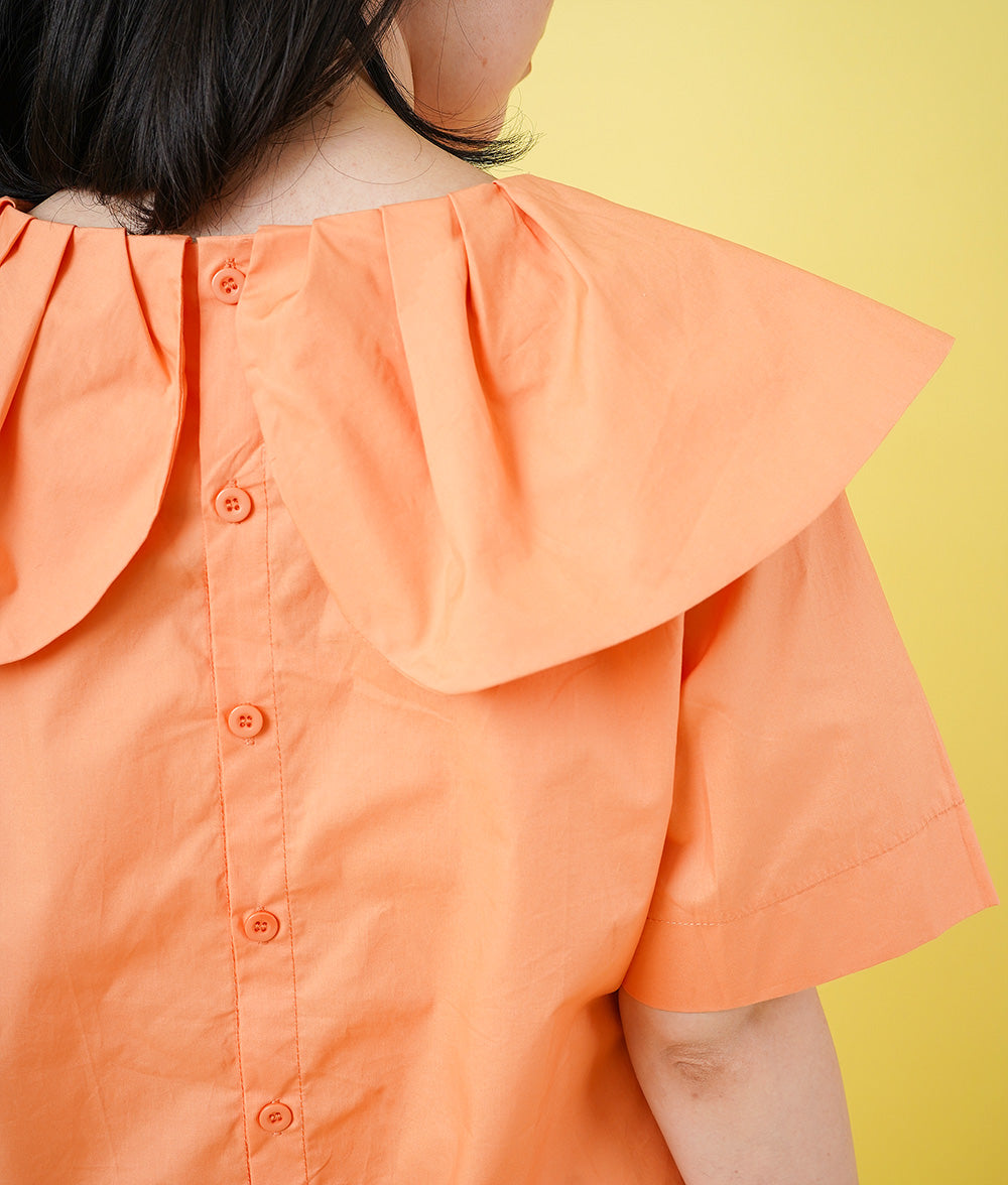 【SALE】Big collar blouse like petals