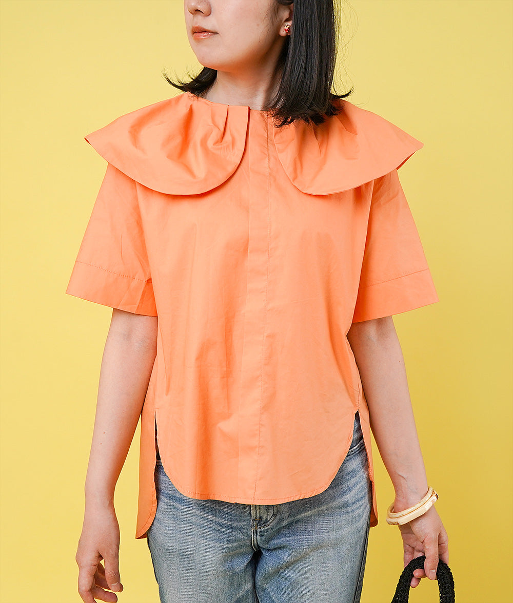 【SALE】Big collar blouse like petals