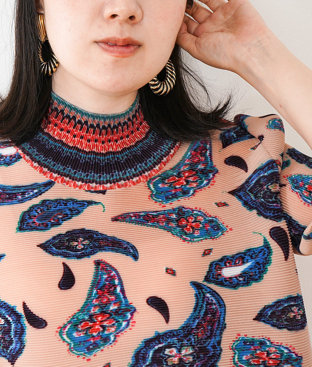 Paisley three-quarter sleeve pleated tunic