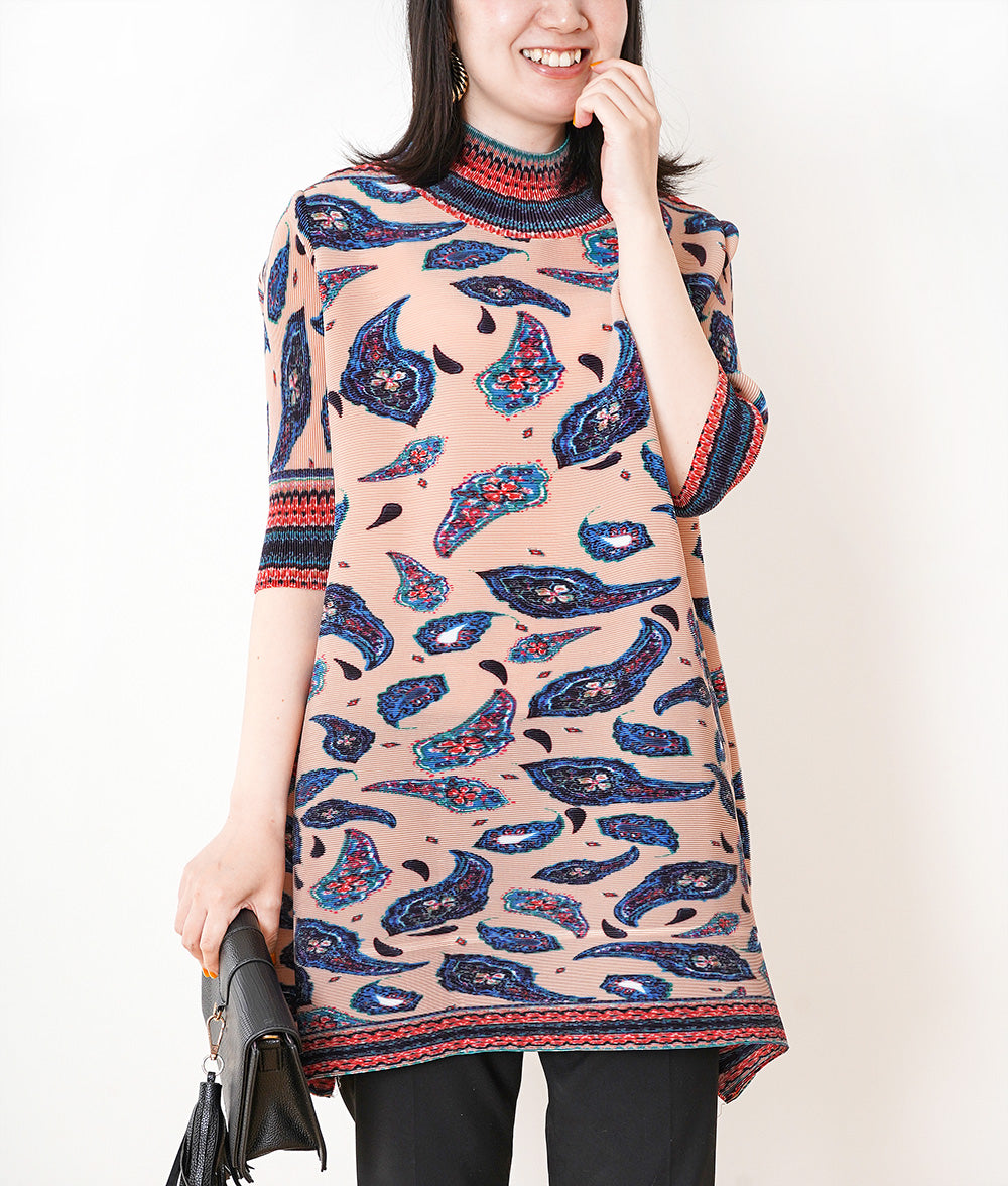 Paisley three-quarter sleeve pleated tunic
