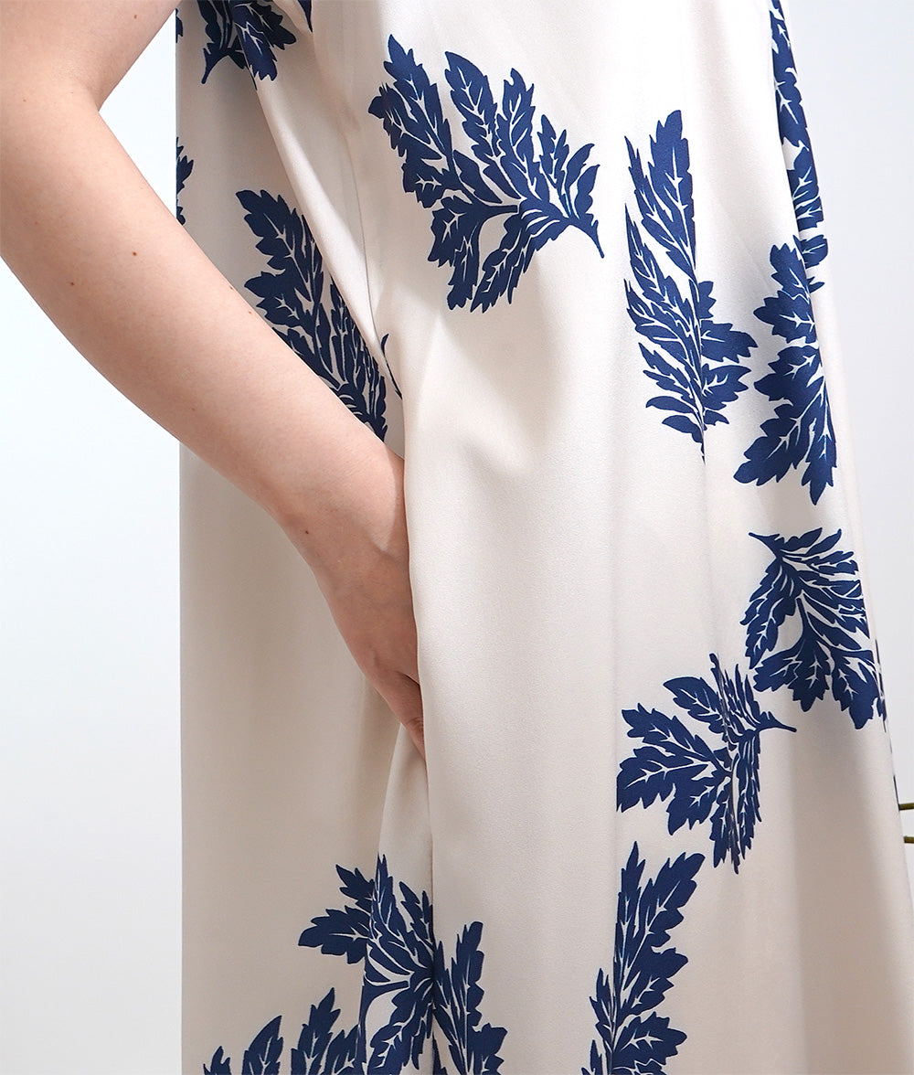 【SALE】Hawaiian taste feels Leaf print dress