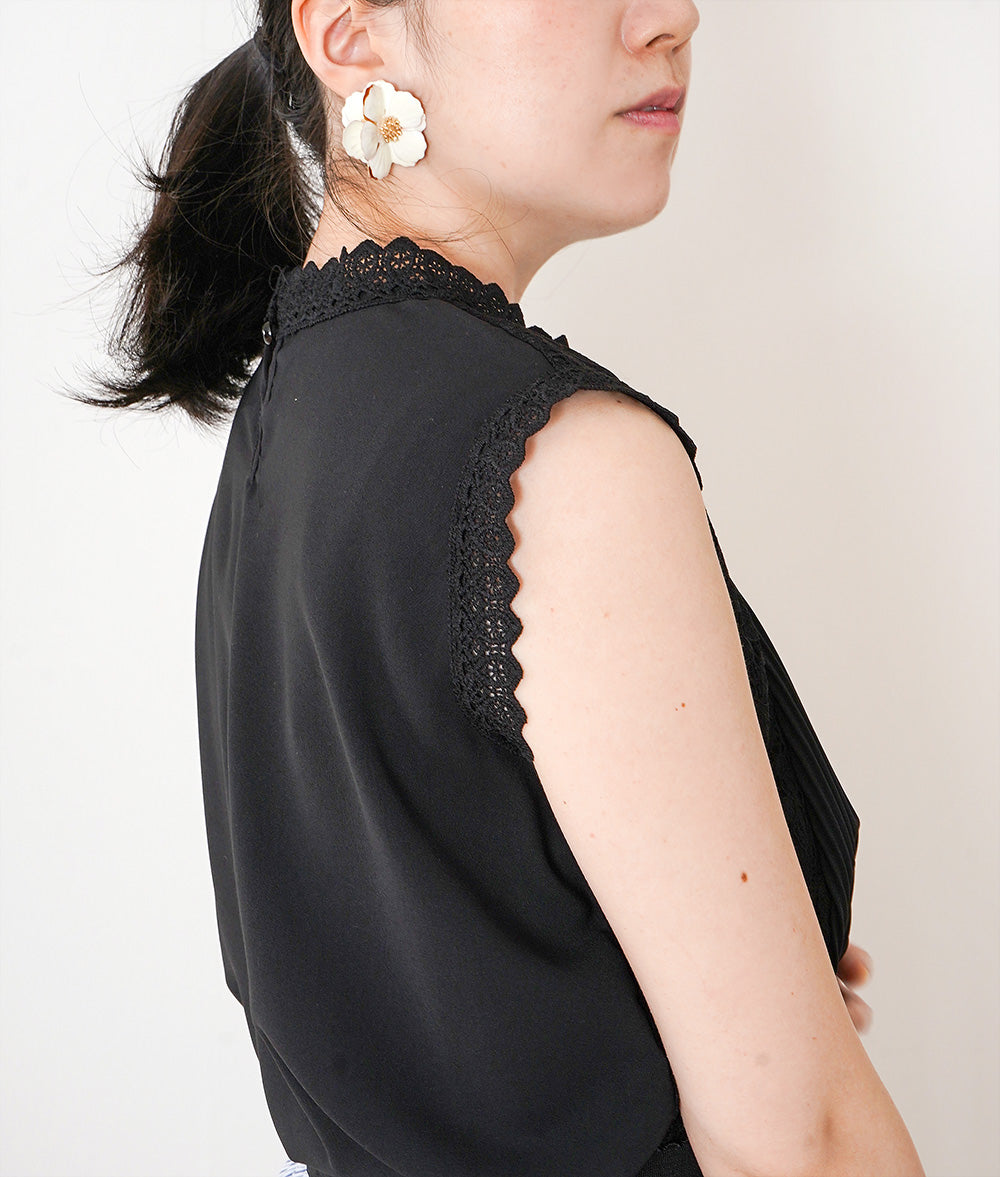 【SALE】Lace and pleated sleeveless blouse