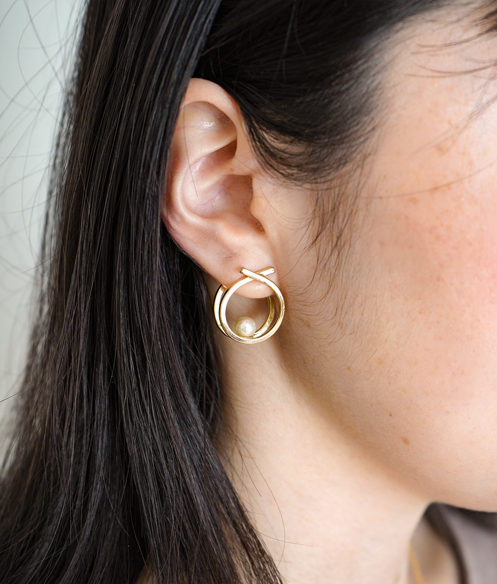【SALE】Shining single pearl clamp earrings