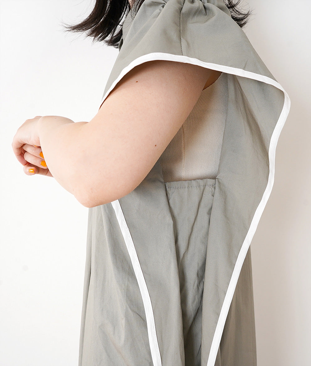 【SALE】A shirt dress that gives off a straight personality