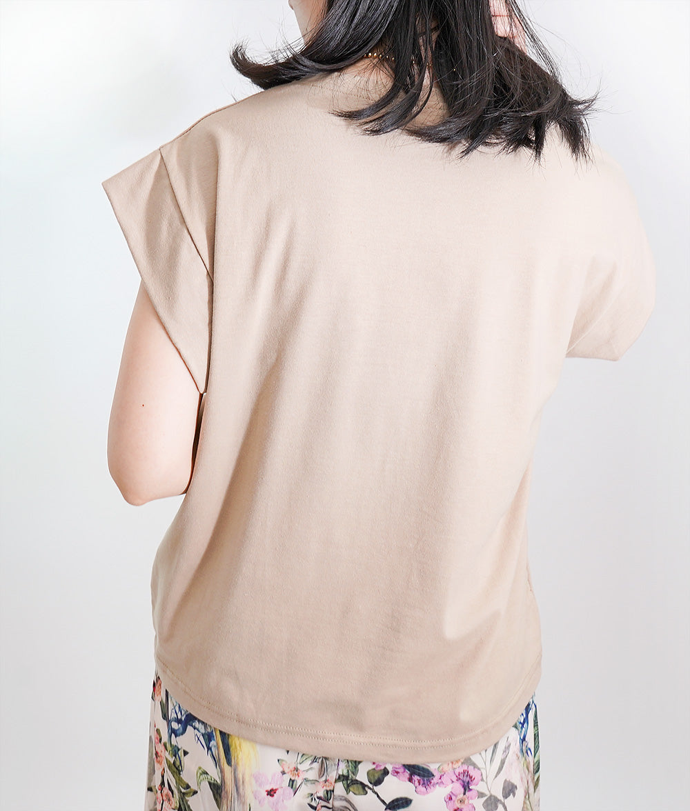 【SALE】Excellent cut and sew of twist gather