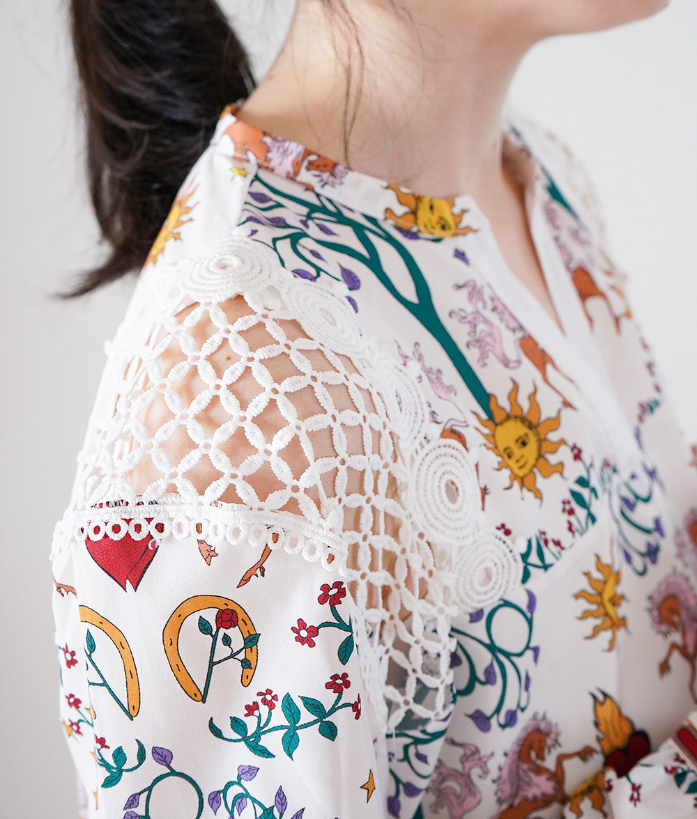 Elegant pattern shirt of the sun and stars with beautiful openwork lace