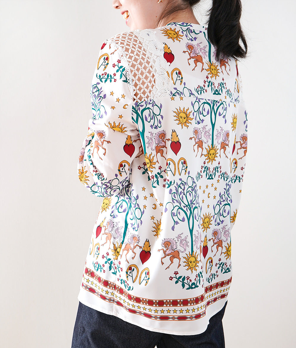 Elegant pattern shirt of the sun and stars with beautiful openwork lace