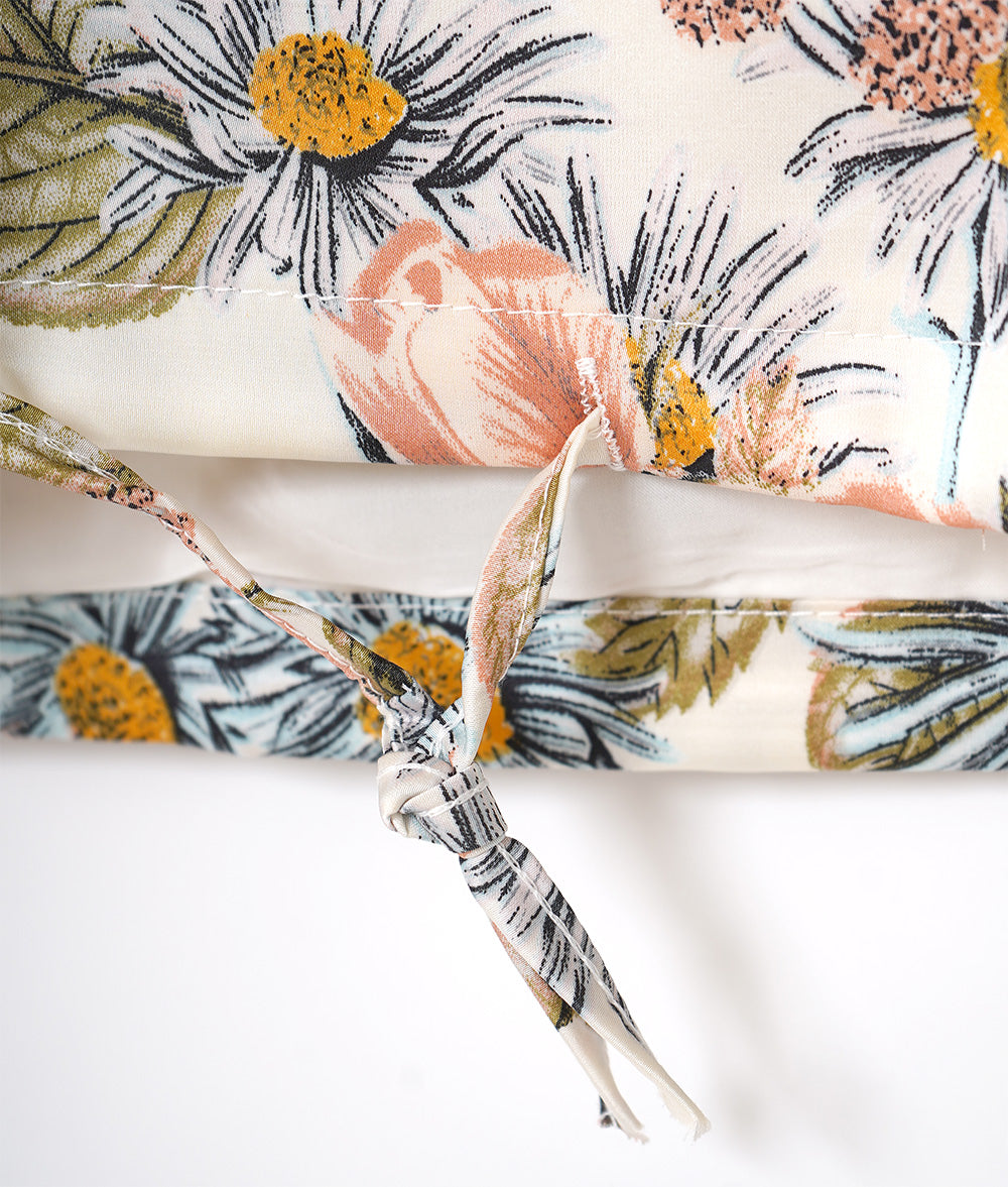 A soft, thick blouse with a simple flower that gently shines