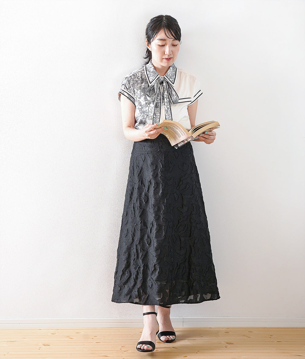 Smooth Glossy Tree Print Bowtie Blouse