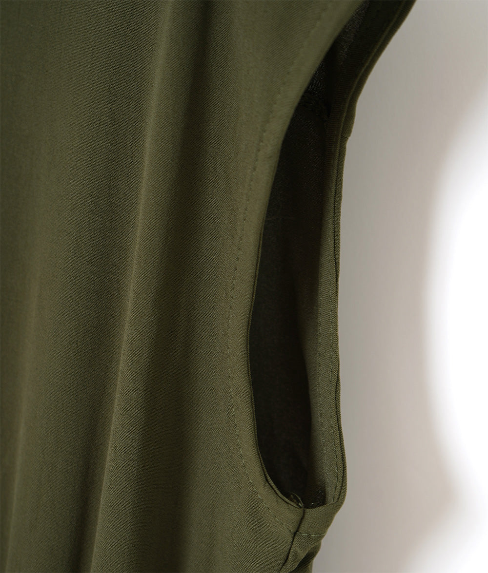 Elegant and delicate pleated gradation dress