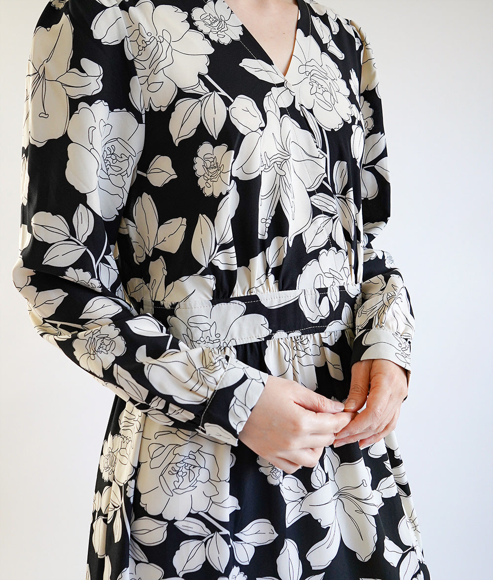 【SALE】Line drawing flower dress