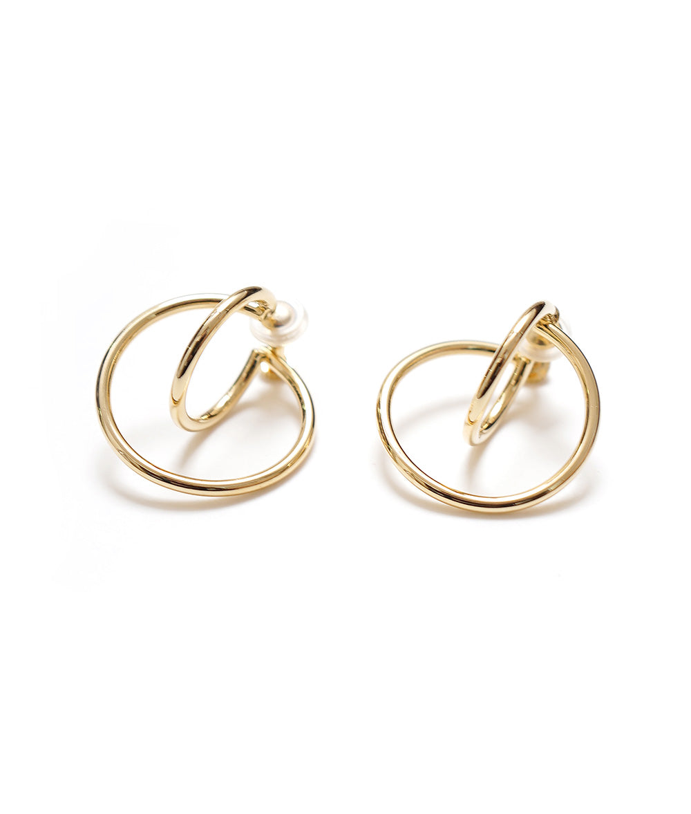 【SALE】Delicate overlapping hoop clap earrings