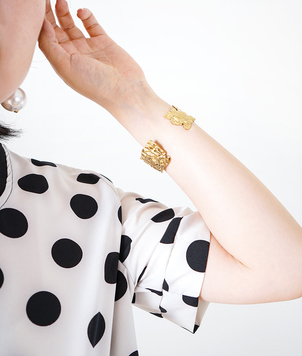 Glitter Gold color wide bangle