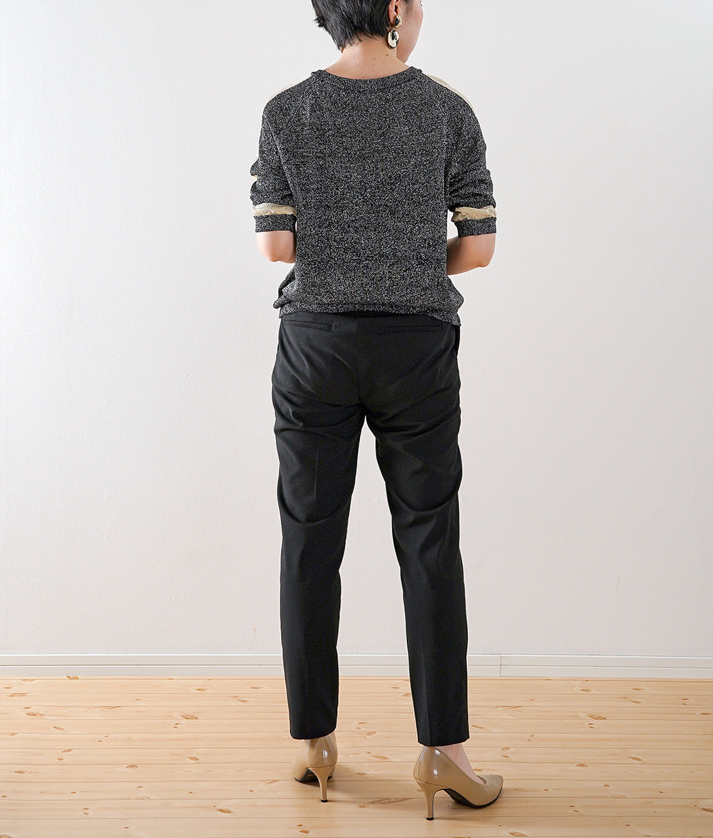 Glittering shoulder line lamé knit