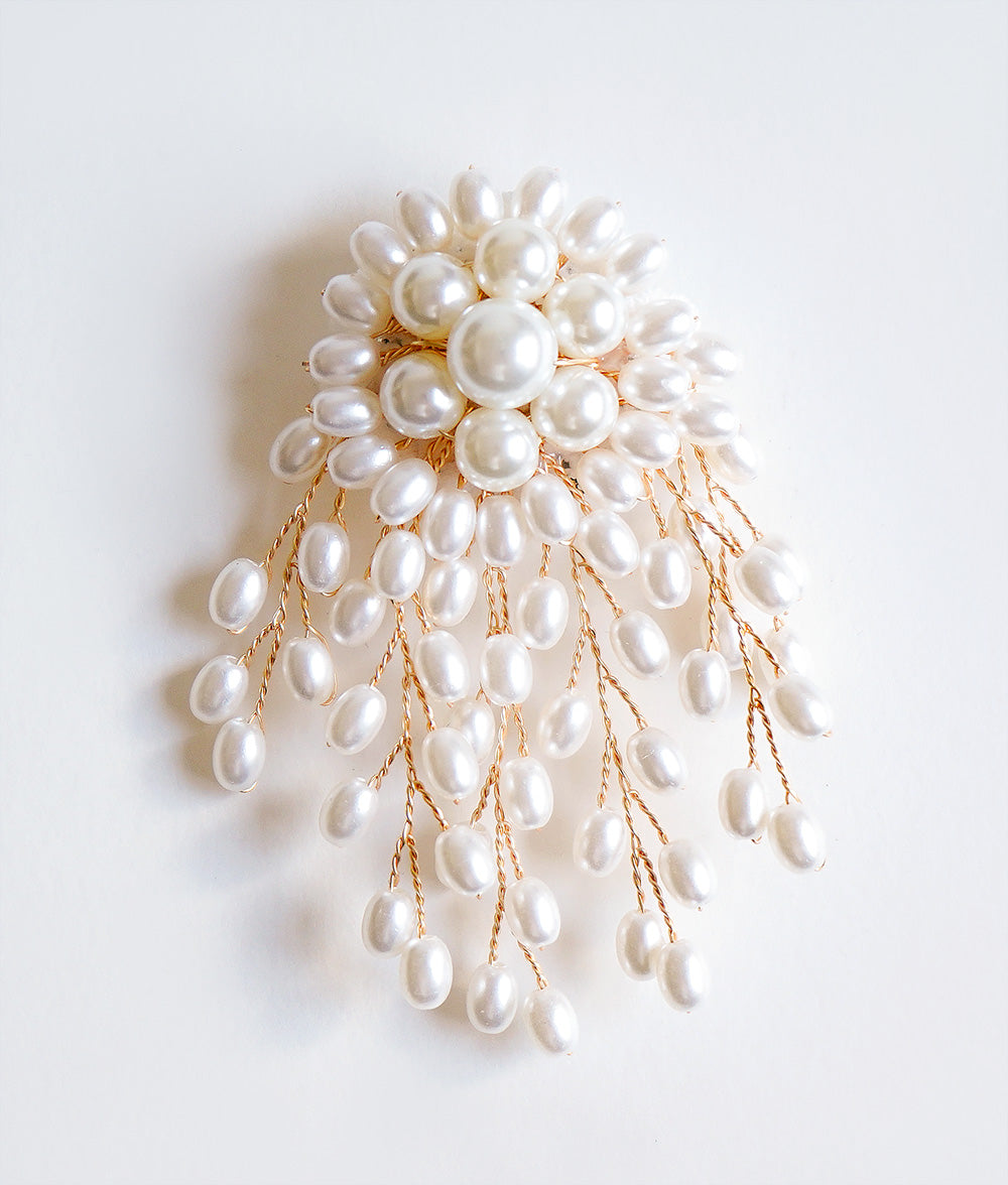 Pearl brooch