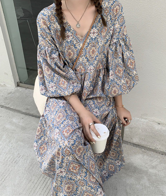 Arabesque pattern balloon sleeve dress