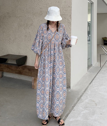 Arabesque pattern balloon sleeve dress