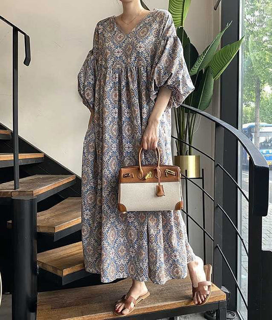 Arabesque pattern balloon sleeve dress