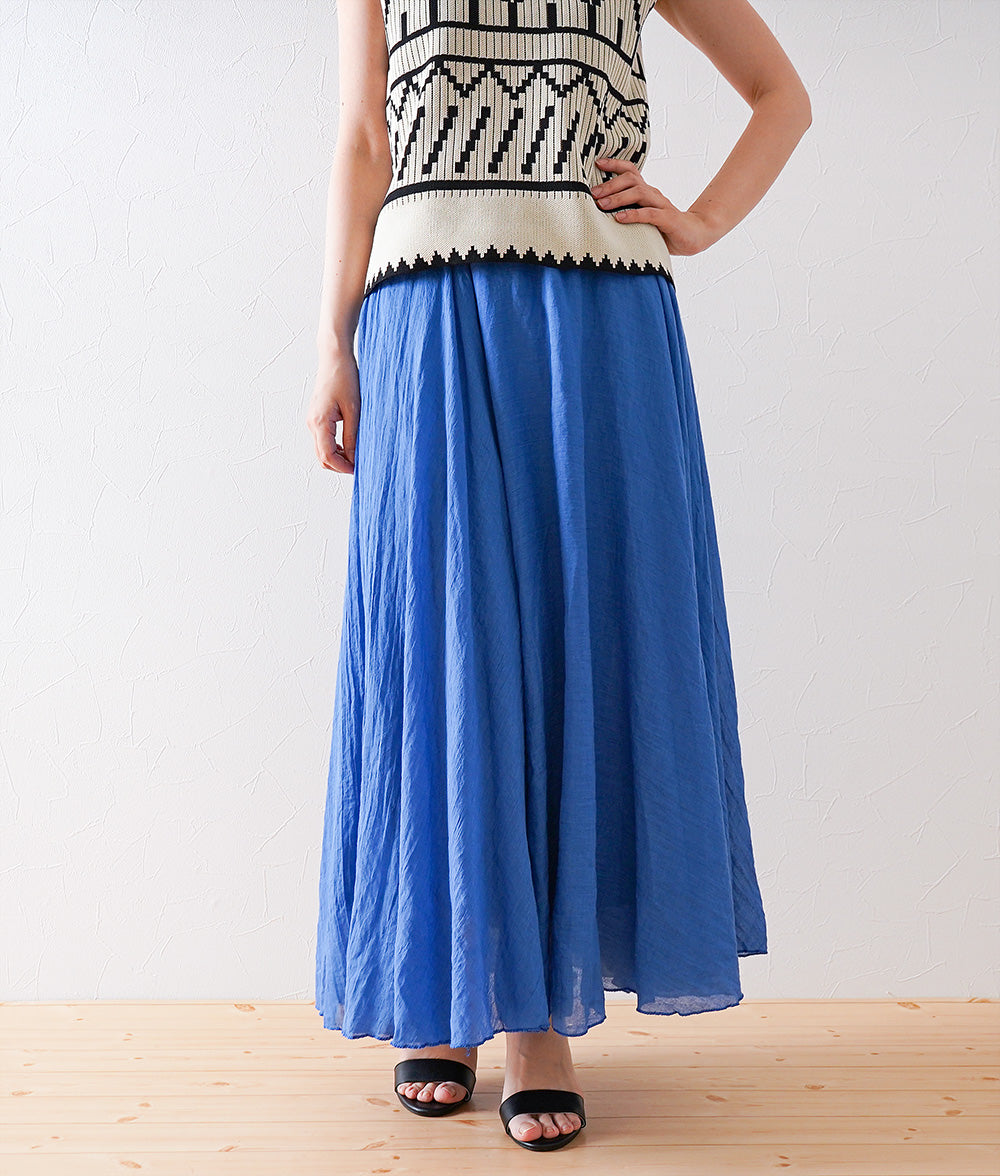 Circular silhouette long skirt