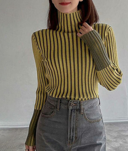Wide ribbed striped knit