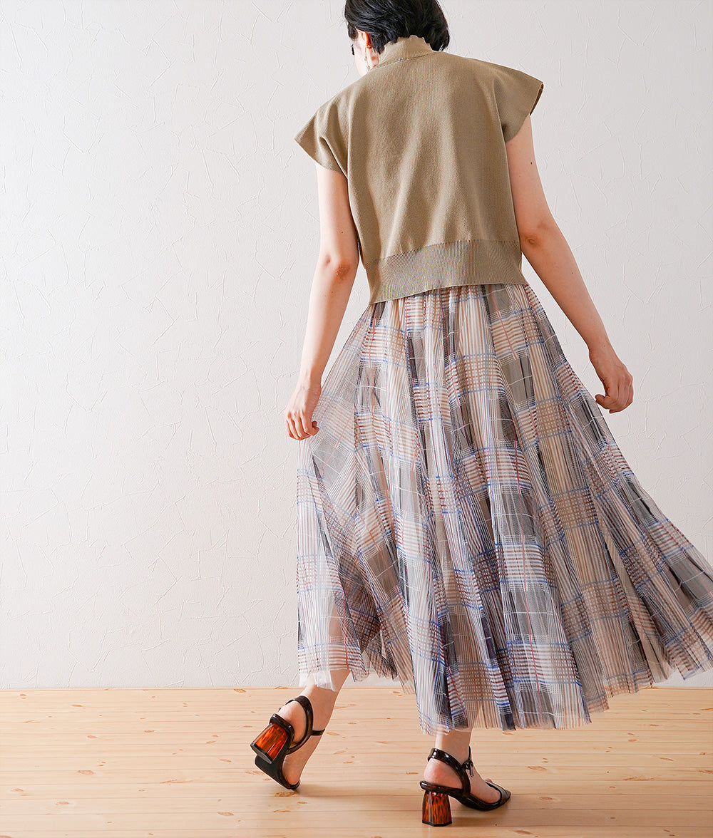 Checked tulle skirt like mille-feuille