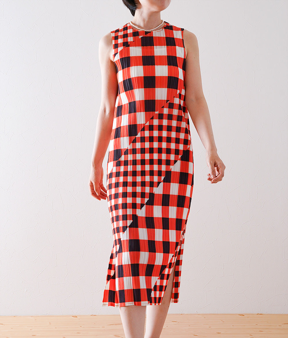 Retro check pleated dress