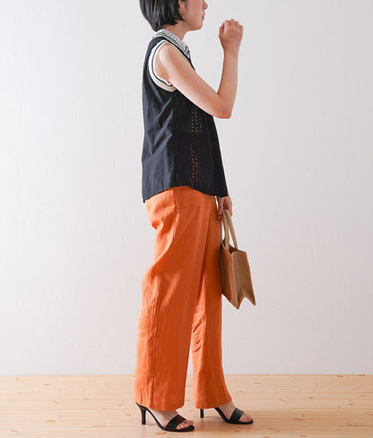 Sleeveless shirt with cutwork lace