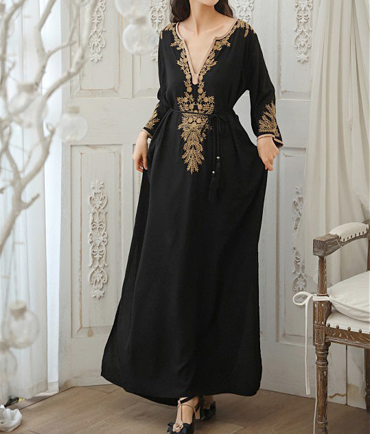 Long dress with antique embroidery