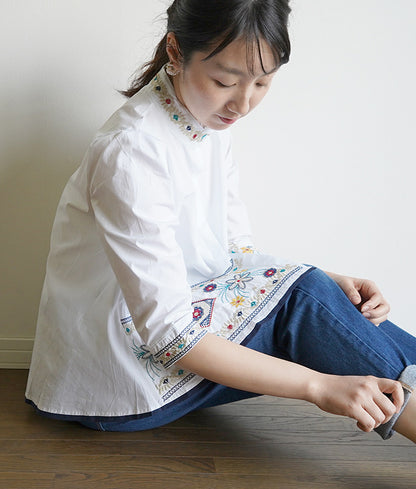 Embroidery cotton blouse