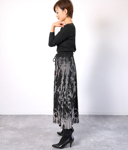 Jacquard knit long skirt