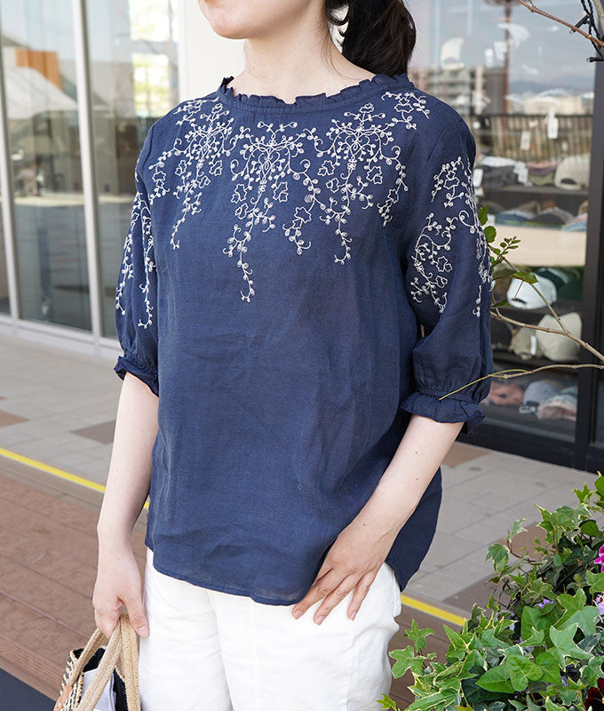 Ivy embroidary linen blouse