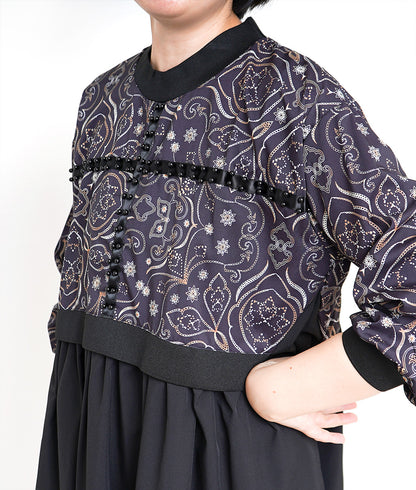 Oriental pattern beads design blouse