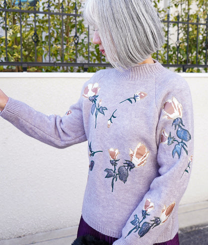 Satin flower embroidered knit