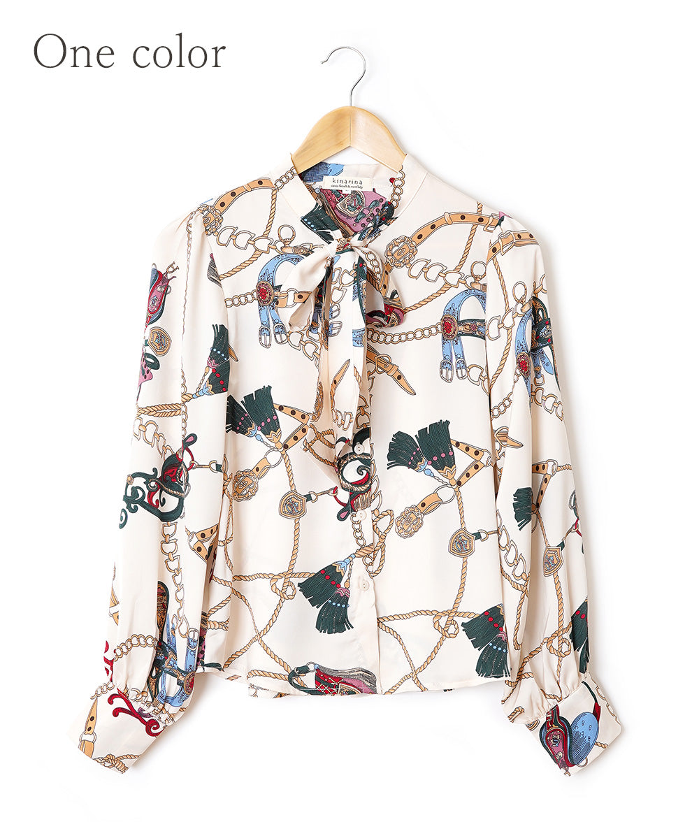 Chain pattern bow tie blouse
