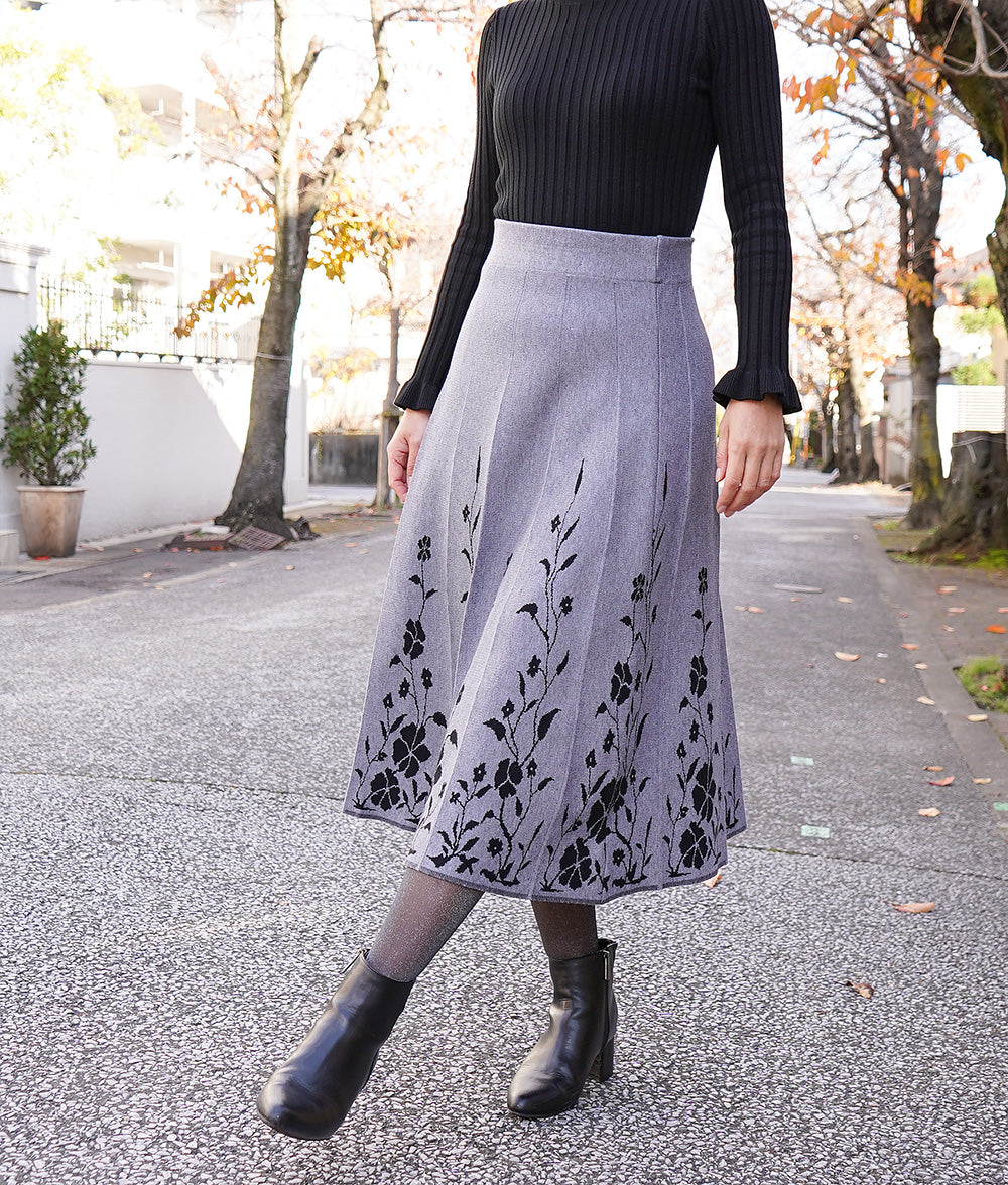 Beautiful silhouette pedicel knit skirt