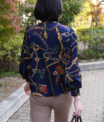 【SALE】Scarf pattern bowtie navy blouse