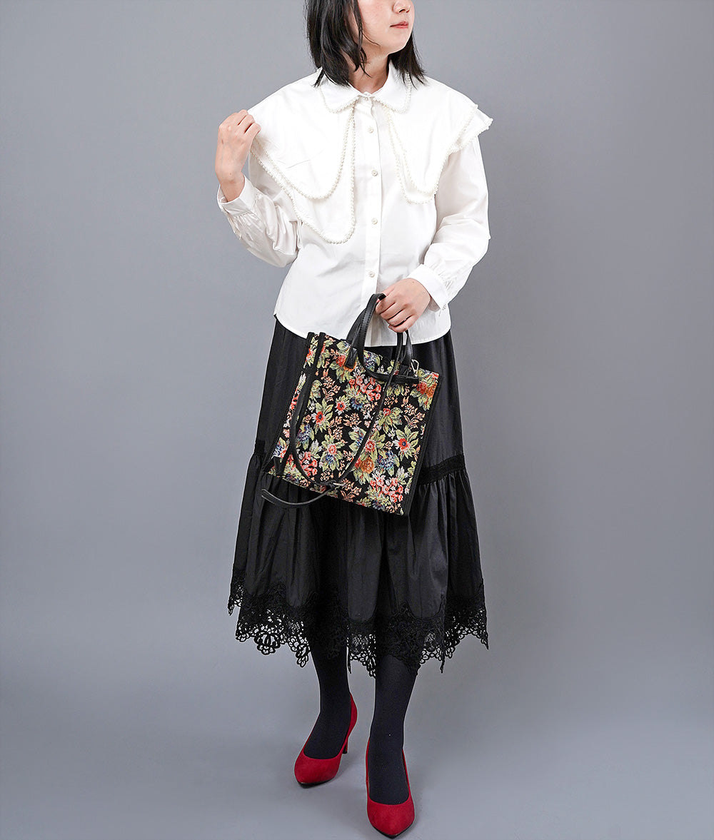 【SALE】White blouse with decorative collar