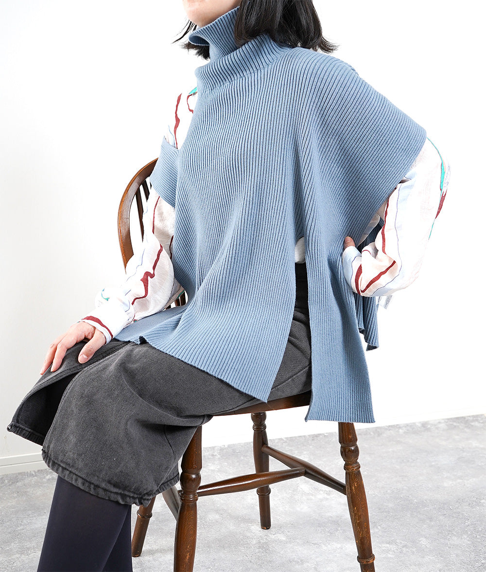 【SALE】Exquisitely balanced asymmetric knit