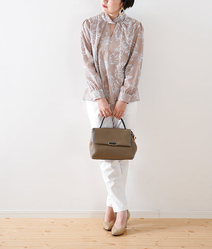 【SALE】Water pattern blouse with twisted collar