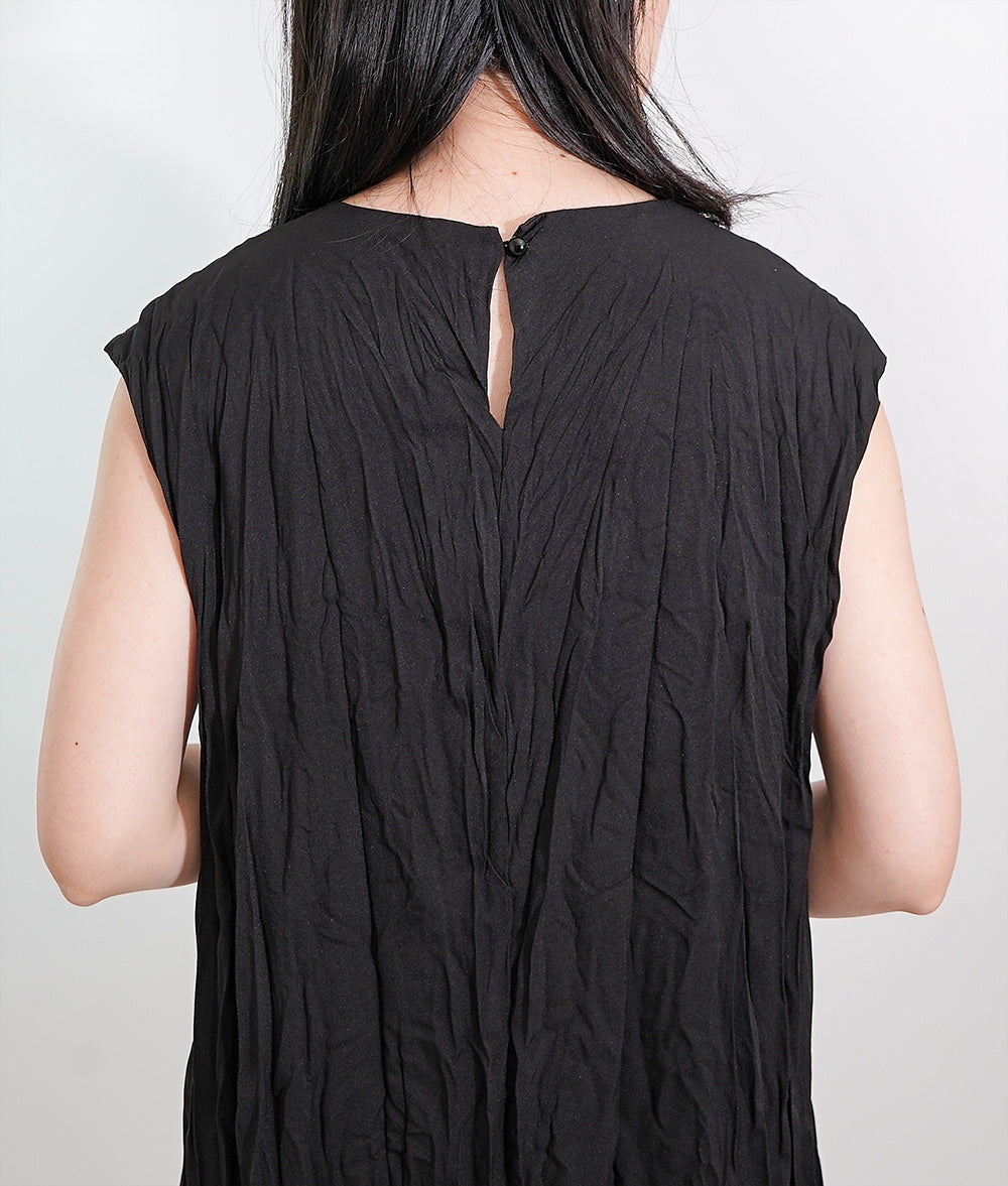 【SALE】A washer dress with a comfortable texture